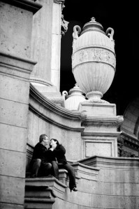 PalaceOfFineArts_engagment_kiss_Lovelight_photo