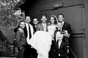 Bride_groomsmen_Lovelight_photo