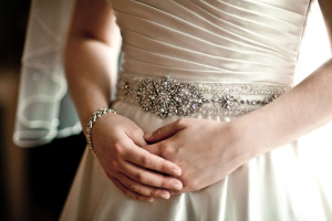 Bride_hands_dress_Lovelight_photo