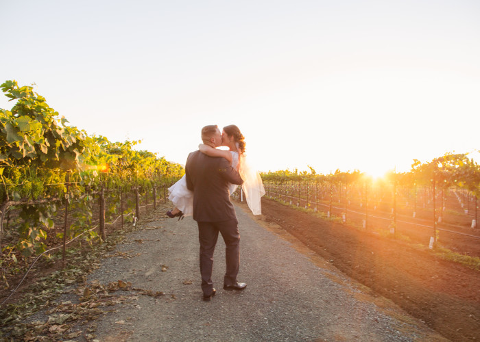 Tamayo Vineyard Estate Wedding: Breanna and Brandon